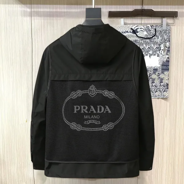 【PRADA  公式旗艦店】プラダ   ジャケット着 好評に付き再入荷！241213