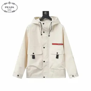 【PRADA 公式旗艦店】 プラダ ジャケット着 ご好評に付き再入荷!241024 【PRADA 公式旗艦店】 プラダ ジャケット着 ご好評に付き再入荷!241024