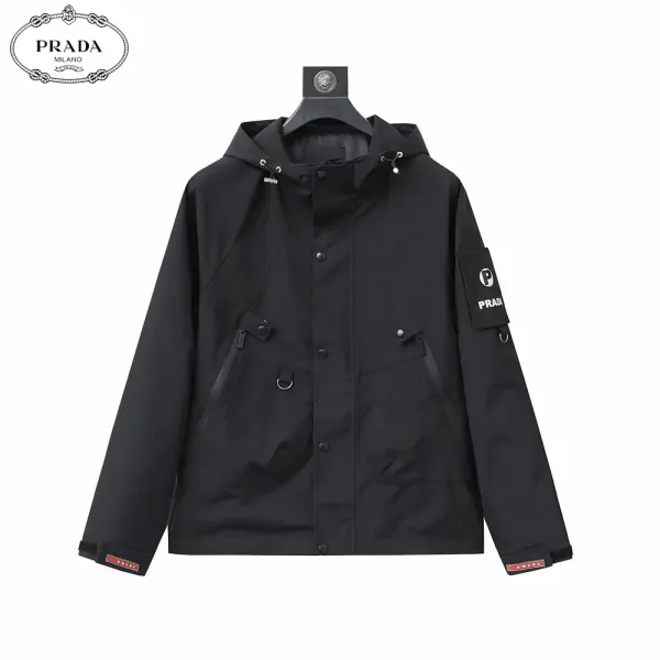 【PRADA 公式旗艦店】 プラダ ジャケット着 ご好評に付き再入荷!241024 【PRADA 公式旗艦店】 プラダ ジャケット着 ご好評に付き再入荷!241024