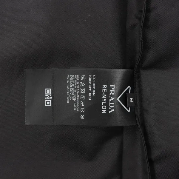 【PRADA】プラダ ジャケット着ご好評に付き再入荷!240923 【PRADA】プラダ ジャケット着ご好評に付き再入荷!240923
