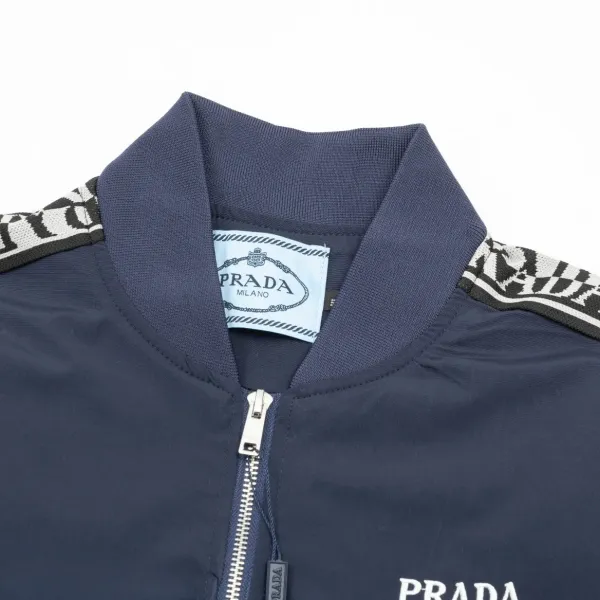 【PRADA】プラダ ジャケット着 ご好評に付き再入荷!240920 【PRADA】プラダ ジャケット着 ご好評に付き再入荷!240920