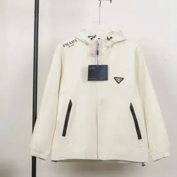 【PRADA】プラダ ジャケット着 ご好評に付き再入荷!240920 【PRADA】プラダ ジャケット着 ご好評に付き再入荷!240920