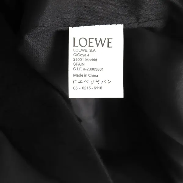 【LOEWE 公式旗艦店】ロエベ ジャケット着 好評に付き再入荷 241224 【LOEWE 公式旗艦店】ロエベ ジャケット着 好評に付き再入荷 241224