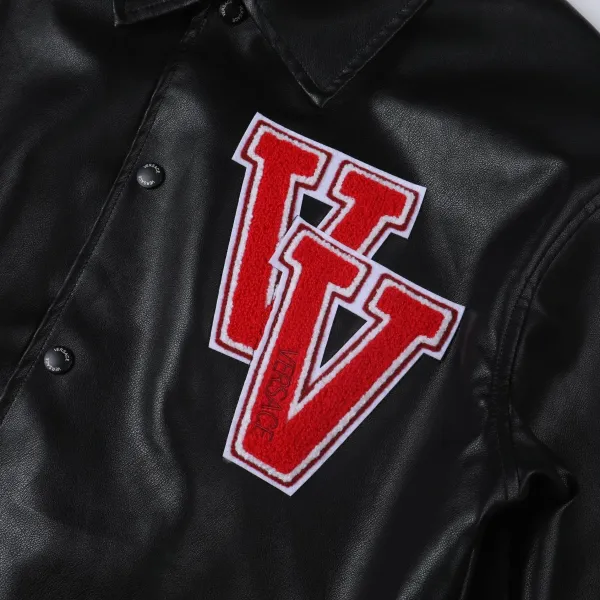 【VERSACE 公式旗艦店】ヴェルサーチ ジャケット着 ご好評に付き再入荷!241024 【VERSACE 公式旗艦店】ヴェルサーチ ジャケット着 ご好評に付き再入荷!241024