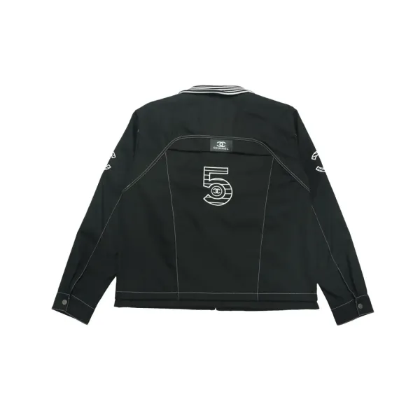 【CHANEL 公式旗艦店】シャネル ジャケット着好評に付き再入荷! 【CHANEL 公式旗艦店】シャネル ジャケット着好評に付き再入荷!