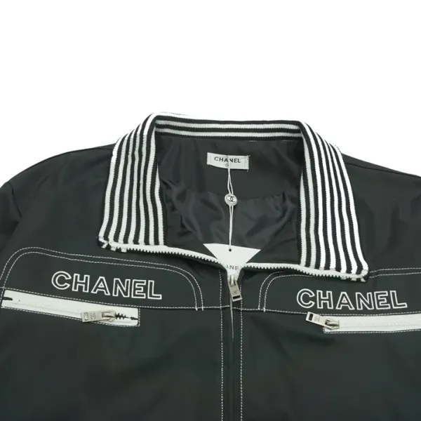 【CHANEL 公式旗艦店】シャネル ジャケット着好評に付き再入荷! 【CHANEL 公式旗艦店】シャネル ジャケット着好評に付き再入荷!