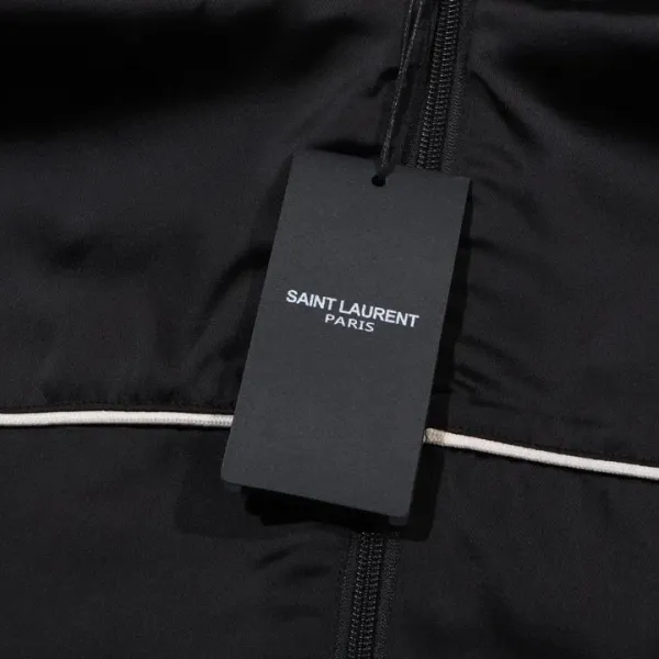 【YSL SAINT LAURENT  公式旗艦店】サンローラン  ジャケット着 好評に付き再入荷！241113