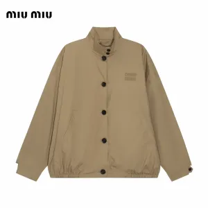 【Miumiu 公式旗艦店】 ミュウミュウ ジャケット着 スウェット ご好評に付き再入荷!241122 【Miumiu 公式旗艦店】 ミュウミュウ ジャケット着 スウェット ご好評に付き再入荷!241122