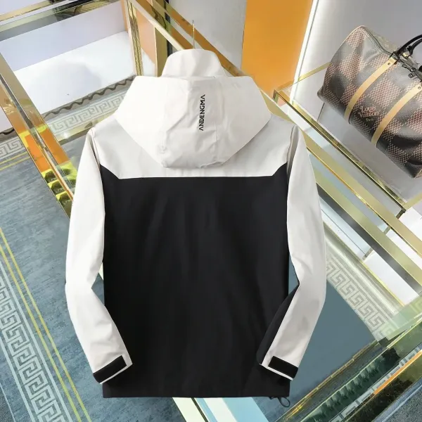 【ARCTERYX  公式旗艦店】アークテリクス  ジャケット着 ご好評に付き再入荷！250107