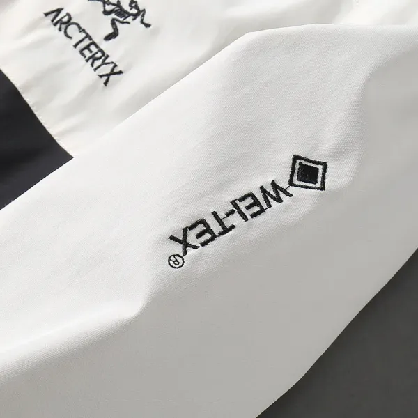 【ARCTERYX  公式旗艦店】アークテリクス  ジャケット着 ご好評に付き再入荷！250107