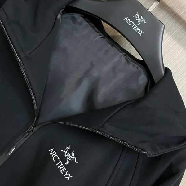 【ARCTERYX 公式旗艦店】アークテリクス ジャケット着 ご好評に付き再入荷!250107 【ARCTERYX 公式旗艦店】アークテリクス ジャケット着 ご好評に付き再入荷!250107