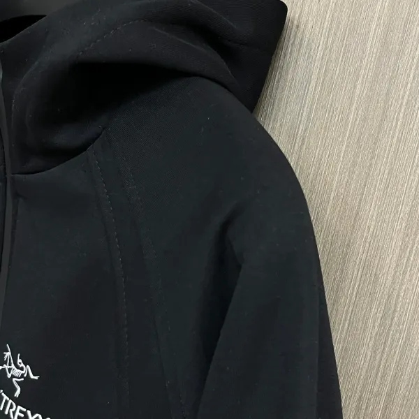【ARCTERYX 公式旗艦店】アークテリクス ジャケット着 ご好評に付き再入荷!250107 【ARCTERYX 公式旗艦店】アークテリクス ジャケット着 ご好評に付き再入荷!250107