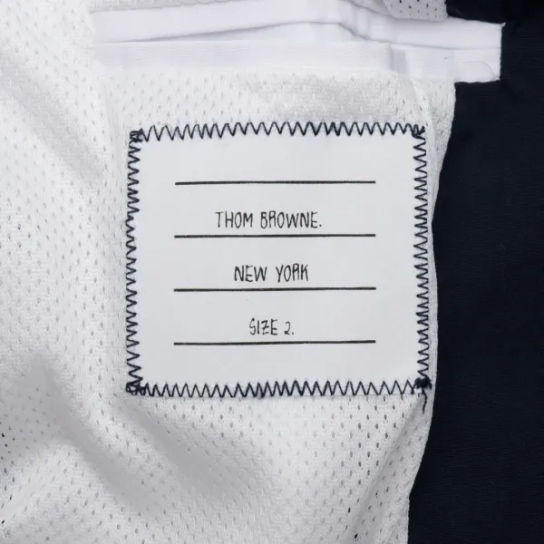 【ThomBrowne 公式旗艦店】トムブラウン ジャケット着 好評に付き再入荷!250106 【ThomBrowne 公式旗艦店】トムブラウン ジャケット着 好評に付き再入荷!250106