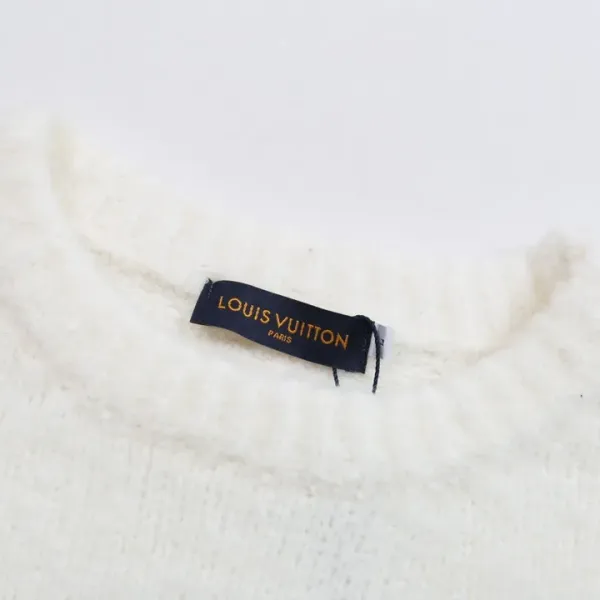 LV【LOUIS VUITTON 公式旗艦店】ルイヴィトン セーター好評に付き再入荷!241230 LV【LOUIS VUITTON 公式旗艦店】ルイヴィトン セーター好評に付き再入荷!241230