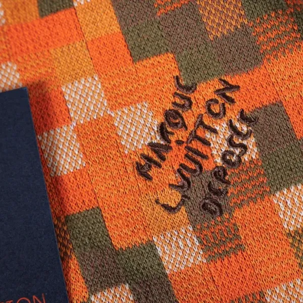 LV【LOUIS VUITTON 公式旗艦店】ルイヴィトン セーター好評に付き再入荷!241230 LV【LOUIS VUITTON 公式旗艦店】ルイヴィトン セーター好評に付き再入荷!241230