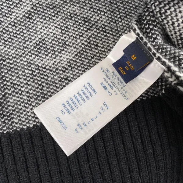 LV【LOUIS VUITTON 公式旗艦店】ルイヴィトン セーター ご好評に付き再入荷!241230 LV【LOUIS VUITTON 公式旗艦店】ルイヴィトン セーター ご好評に付き再入荷!241230