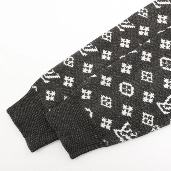 LV【LOUIS VUITTON 公式旗艦店】ルイヴィトン セーター ご好評に付き再入荷!241230 LV【LOUIS VUITTON 公式旗艦店】ルイヴィトン セーター ご好評に付き再入荷!241230
