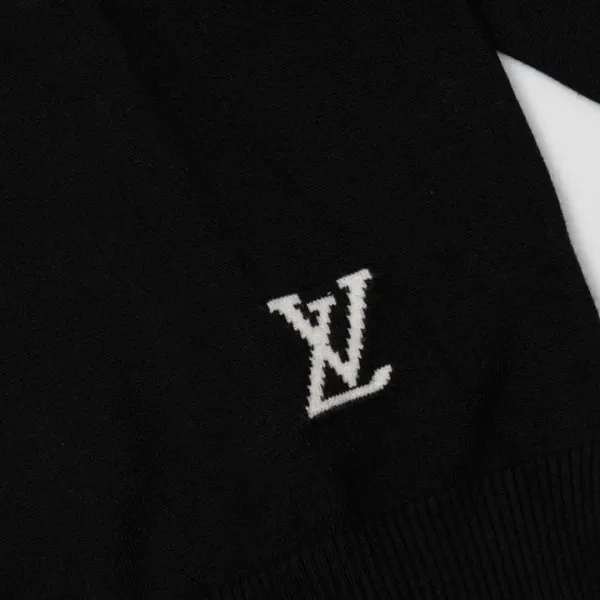 LV【LOUIS VUITTON 公式旗艦店】ルイヴィトン セーター好評に付き再入荷!241128 LV【LOUIS VUITTON 公式旗艦店】ルイヴィトン セーター好評に付き再入荷!241128