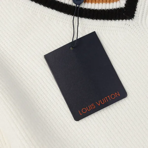 LV 【LOUIS VUITTON 公式旗艦店】ルイヴィトン セーター好評に付き再入荷! 241029 LV 【LOUIS VUITTON 公式旗艦店】ルイヴィトン セーター好評に付き再入荷! 241029