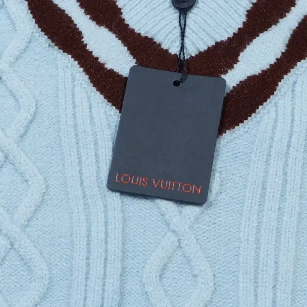 LV 【LOUIS VUITTON 公式旗艦店】ルイヴィトン セーター好評に付き再入荷! 241029 LV 【LOUIS VUITTON 公式旗艦店】ルイヴィトン セーター好評に付き再入荷! 241029