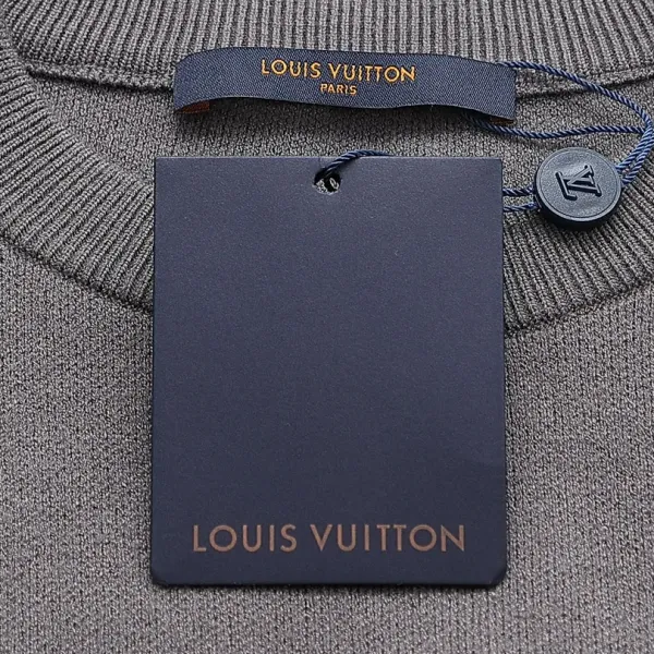 LV 【LOUIS VUITTON 公式旗艦店】ルイヴィトン セーター好評に付き再入荷! 240927 LV 【LOUIS VUITTON 公式旗艦店】ルイヴィトン セーター好評に付き再入荷! 240927