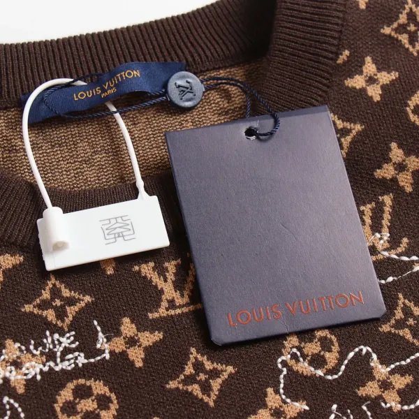 LV 【LOUIS VUITTON 公式旗艦店】ルイヴィトン セーター好評に付き再入荷! 240927 LV 【LOUIS VUITTON 公式旗艦店】ルイヴィトン セーター好評に付き再入荷! 240927