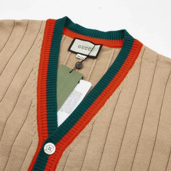【GUCCI 公式旗艦店】グッチ  セーター好評に付き再入荷！250108