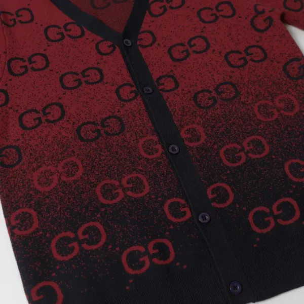 【GUCCI 公式旗艦店】グッチ セーター好評に付き再入荷!241128 【GUCCI 公式旗艦店】グッチ セーター好評に付き再入荷!241128