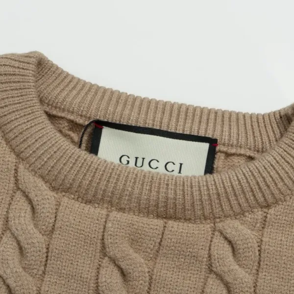 【GUCCI 公式旗艦店】グッチ セーター好評に付き再入荷! 241116 【GUCCI 公式旗艦店】グッチ セーター好評に付き再入荷! 241116