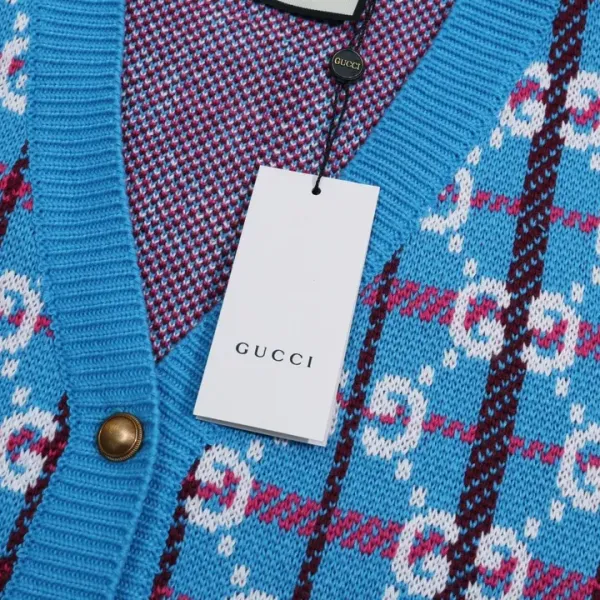 【GUCCI 公式旗艦店】グッチ セーター好評に付き再入荷! 241104 【GUCCI 公式旗艦店】グッチ セーター好評に付き再入荷! 241104