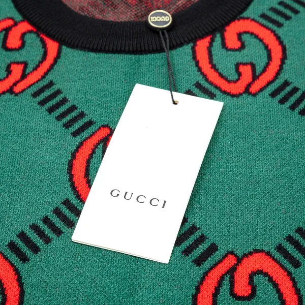 【GUCCI 公式旗艦店】グッチ セーター好評に付き再入荷! 241104 【GUCCI 公式旗艦店】グッチ セーター好評に付き再入荷! 241104