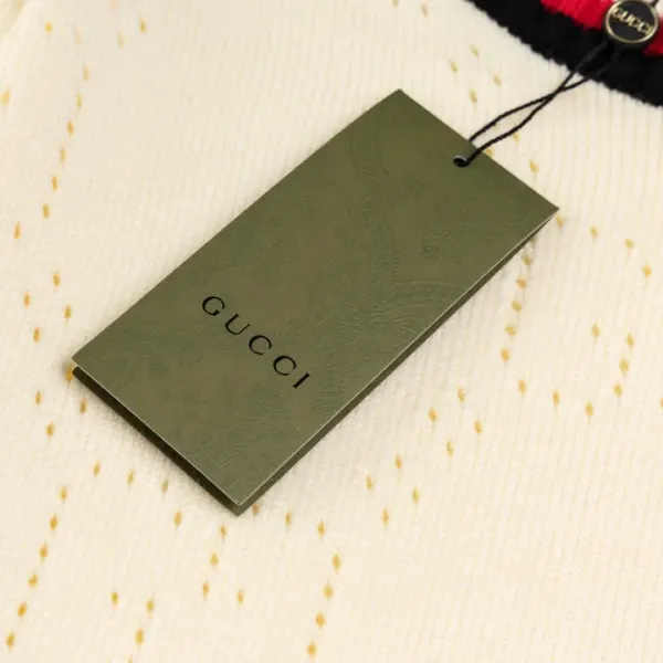 【GUCCI  公式旗艦店】グッチ  セーター好評に付き再入荷！ 241029