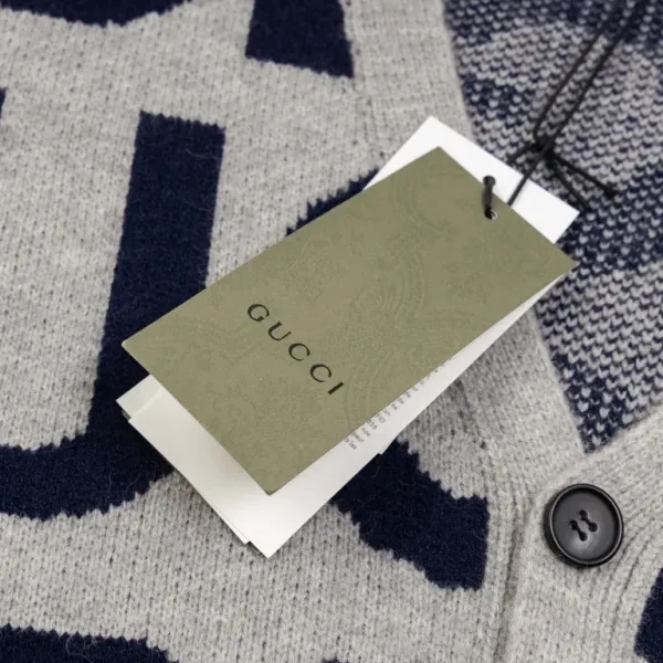 【GUCCI 公式旗艦店】グッチ セーター好評に付き再入荷! 240928 【GUCCI 公式旗艦店】グッチ セーター好評に付き再入荷! 240928