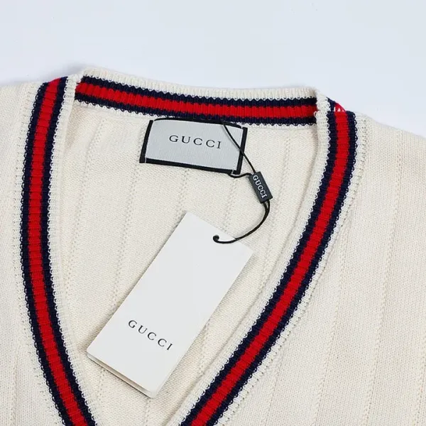 【2026】セーター着 【GUCCI公式旗艦店】(フェンディ)ご好評に付き再入荷!! 【2026】セーター着 【GUCCI公式旗艦店】(フェンディ)ご好評に付き再入荷!!