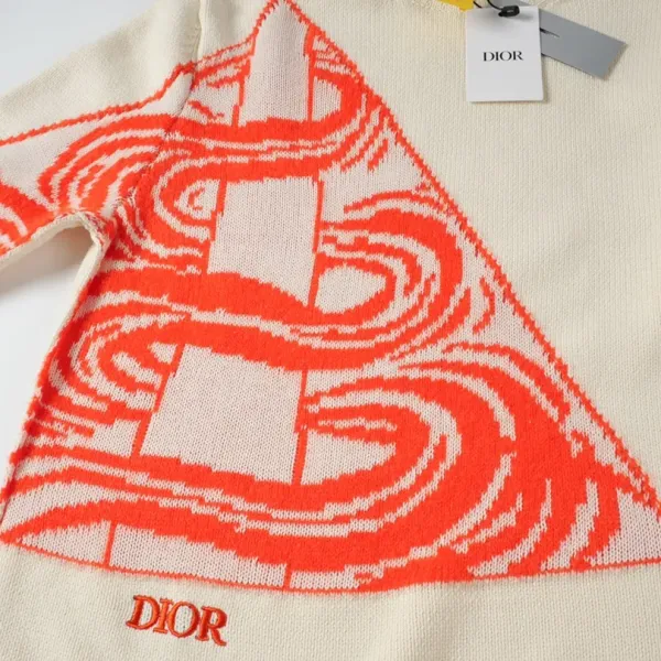 【DIOR 公式旗艦店】ディオール セーター好評に付き再入荷!250108 【DIOR 公式旗艦店】ディオール セーター好評に付き再入荷!250108