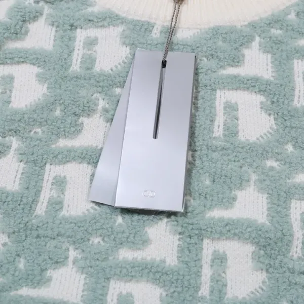 【DIOR  公式旗艦店】ディオール  セーター好評に付き再入荷！250108