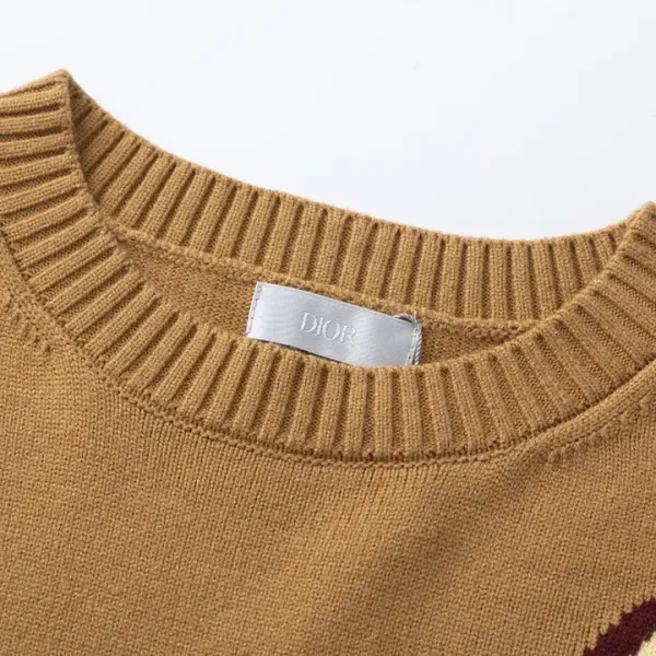 【DIOR  公式旗艦店】ディオール   セーター好評に付き再入荷！241115