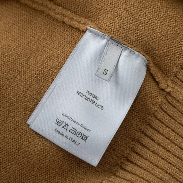 【DIOR  公式旗艦店】ディオール   セーター好評に付き再入荷！241115