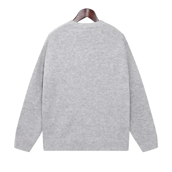 【DIOR 公式旗艦店】ディオール セーター好評に付き再入荷! 241031 【DIOR 公式旗艦店】ディオール セーター好評に付き再入荷! 241031