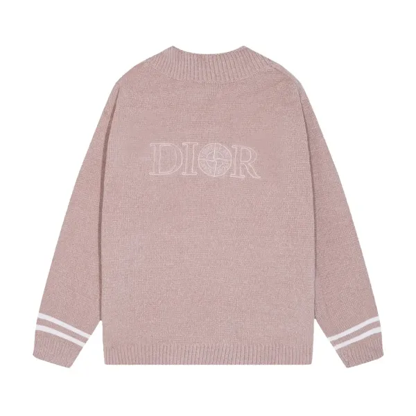 【DIOR 公式旗艦店】ディオール セーター好評に付き再入荷! 241031 【DIOR 公式旗艦店】ディオール セーター好評に付き再入荷! 241031