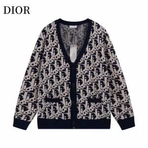 【DIOR 公式旗艦店】ディオール セーター好評に付き再入荷! 240929 【DIOR 公式旗艦店】ディオール セーター好評に付き再入荷! 240929