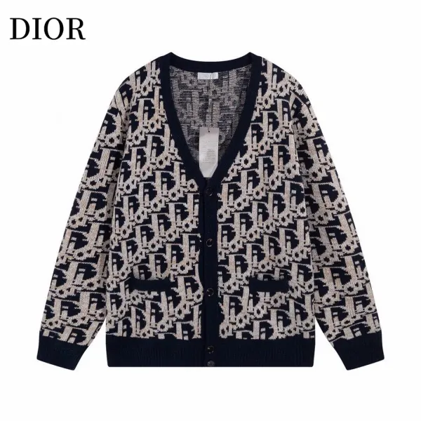 【DIOR 公式旗艦店】ディオール   セーター好評に付き再入荷！ 240929