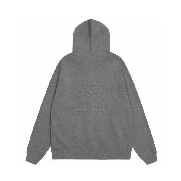 【LOEWE 公式旗艦店】ロエベ セーター好評に付き再入荷! 250109 【LOEWE 公式旗艦店】ロエベ セーター好評に付き再入荷! 250109