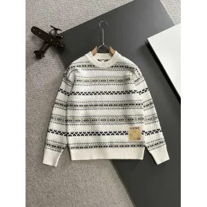 【LOEWE  公式旗艦店】ロエベ  ジャケット着 ご好評に付き再入荷！250109