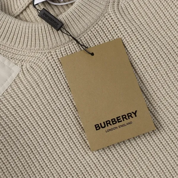 【BURBERRY 公式旗艦店】バーバリー セーター好評に付き再入荷!241231 【BURBERRY 公式旗艦店】バーバリー セーター好評に付き再入荷!241231