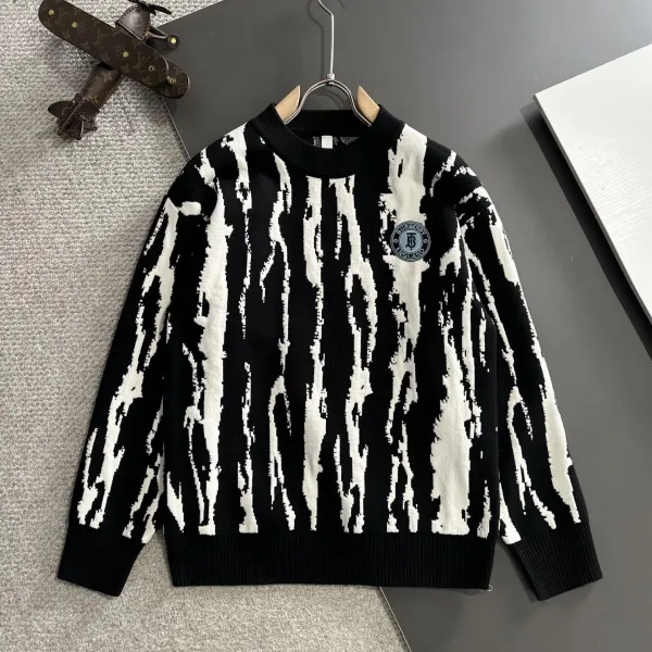 【BURBERRY 公式旗艦店】バーバリー セーター好評に付き再入荷!241231 【BURBERRY 公式旗艦店】バーバリー セーター好評に付き再入荷!241231