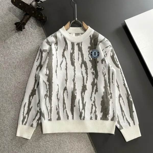 【BURBERRY 公式旗艦店】バーバリー セーター好評に付き再入荷!241231 【BURBERRY 公式旗艦店】バーバリー セーター好評に付き再入荷!241231