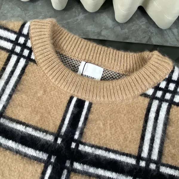 【BURBERRY 公式旗艦店】バーバリー セーター好評に付き再入荷!241231 【BURBERRY 公式旗艦店】バーバリー セーター好評に付き再入荷!241231