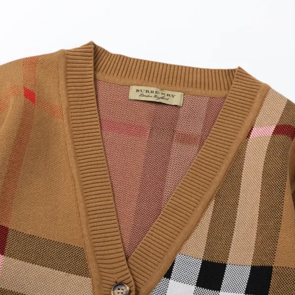 【BURBERRY 公式旗艦店】バーバリー セーター好評に付き再入荷! 241030 【BURBERRY 公式旗艦店】バーバリー セーター好評に付き再入荷! 241030