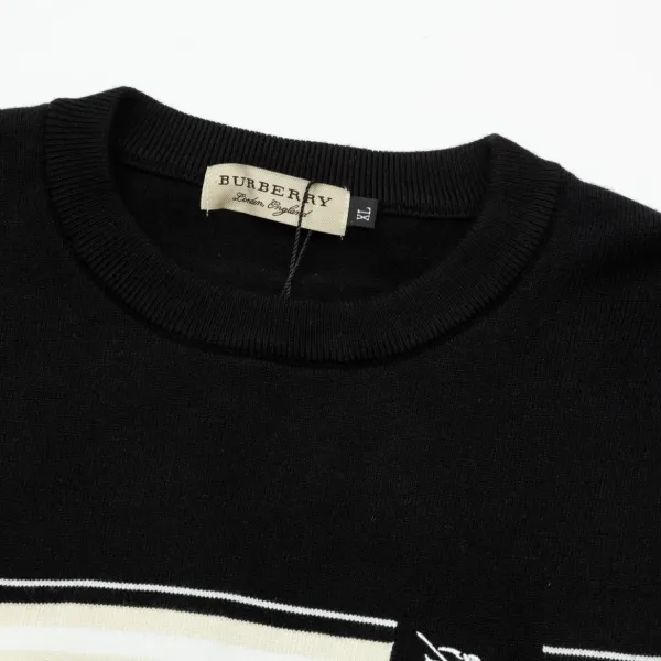 【BURBERRY 公式旗艦店】バーバリー   セーター好評に付き再入荷！ 240930